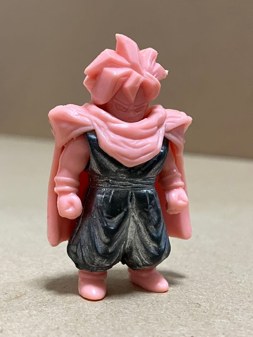 ドラゴンボール　孫悟飯　クロスアップ　メタルジャケット　ドラ消し　肌色　消しゴム