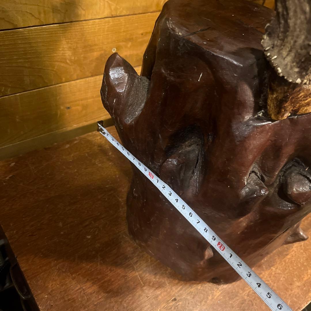 ヴィンテージ迫力満点！鹿ツノ丸太