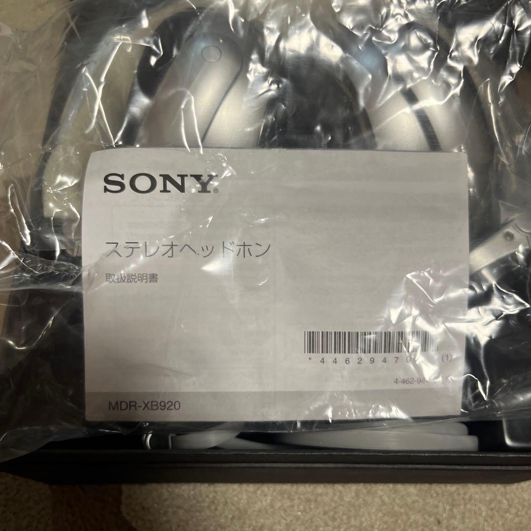 SONY ワイヤレスヘッドホン シルバー