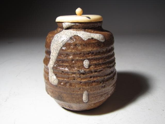 ○古萩茶入「遠山」裏千家六代 六閑斎花押 淡々斎追書 二重箱 替え仕覆k541