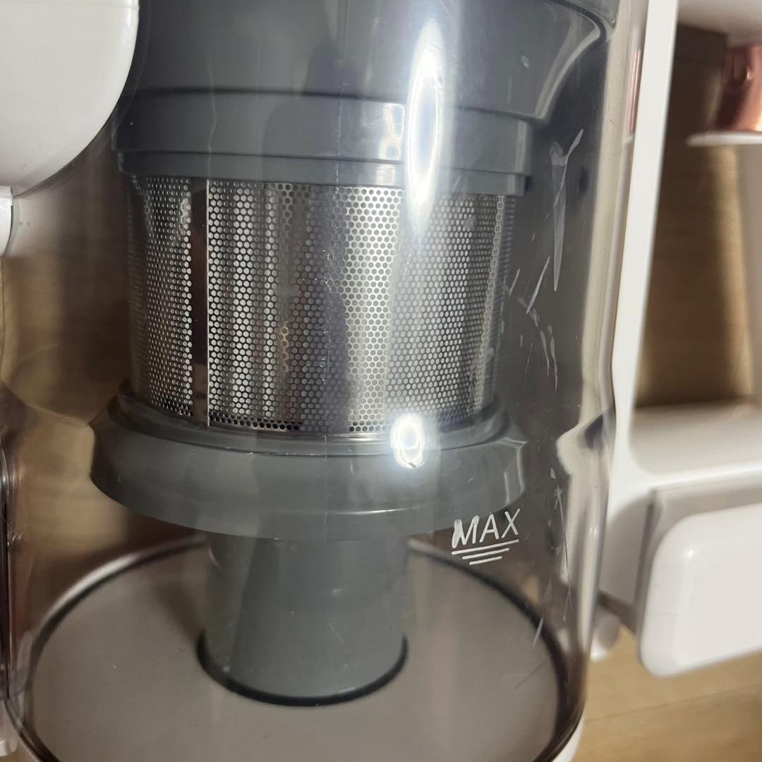 コードレスクリーナー　 掃除機　50000pa超強力吸引 軽量　自立式　新品