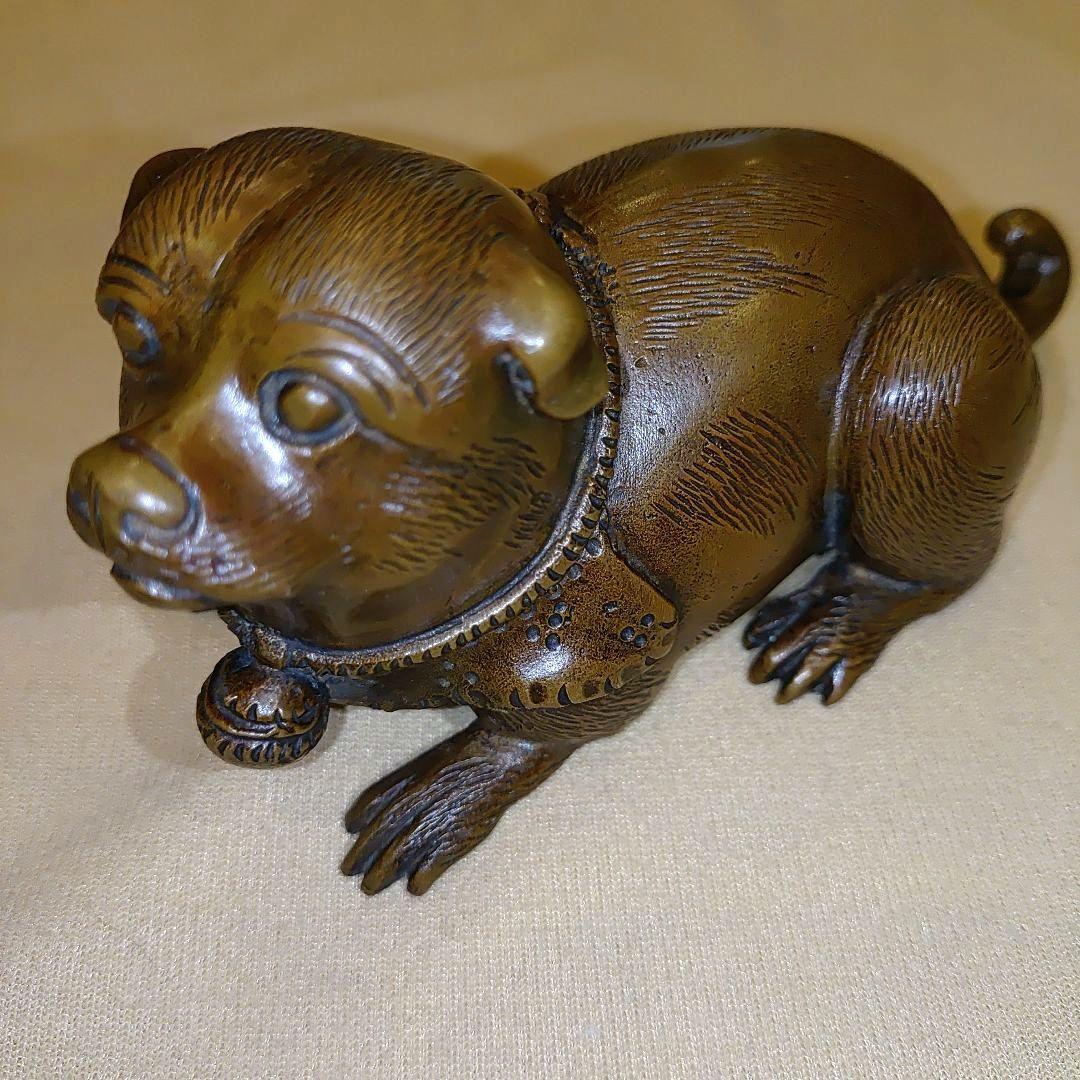 ブロンズ 犬の彫刻　犬の置物　芸術オブジェ