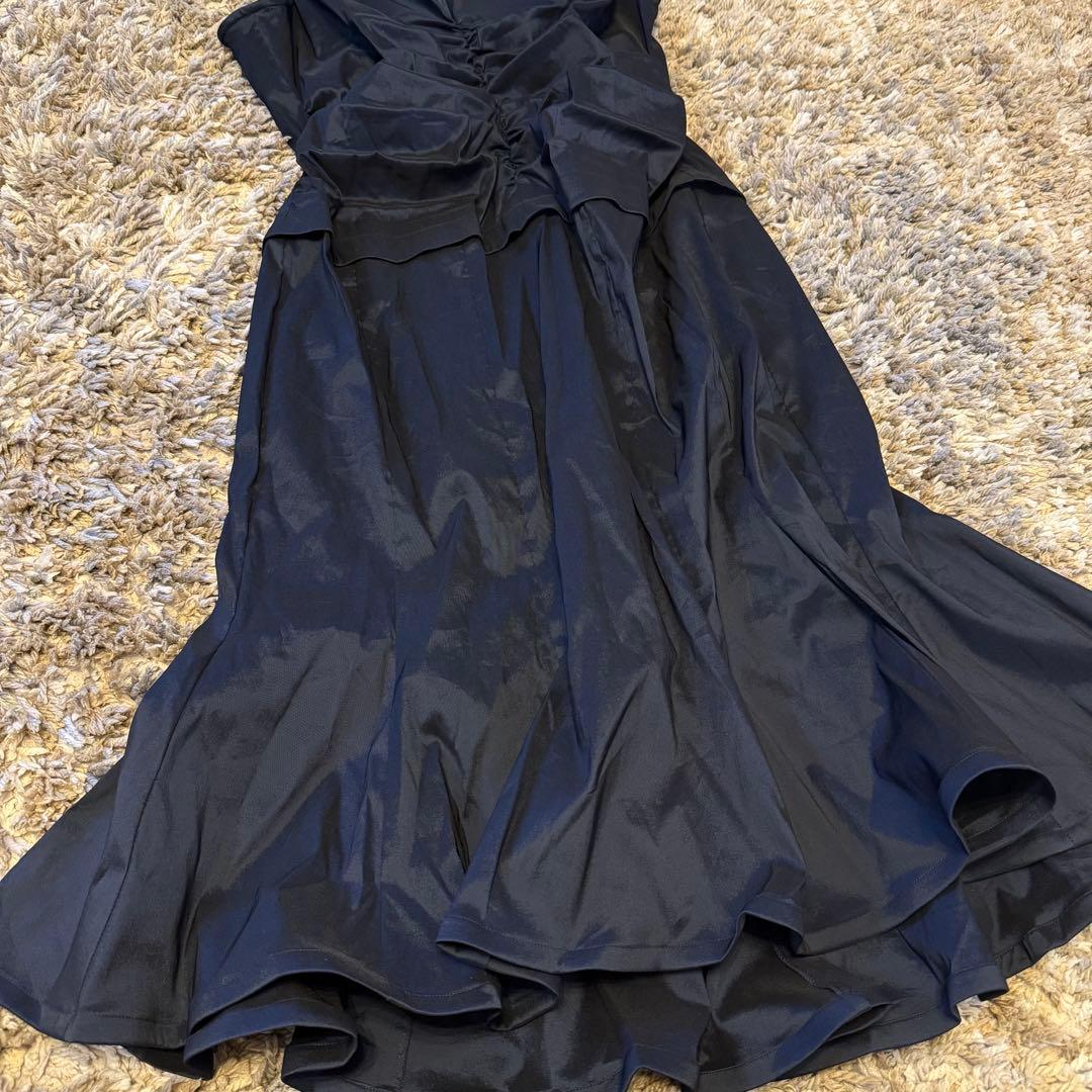 【TADASHI collection】黒の襟付きフレアパーティードレス