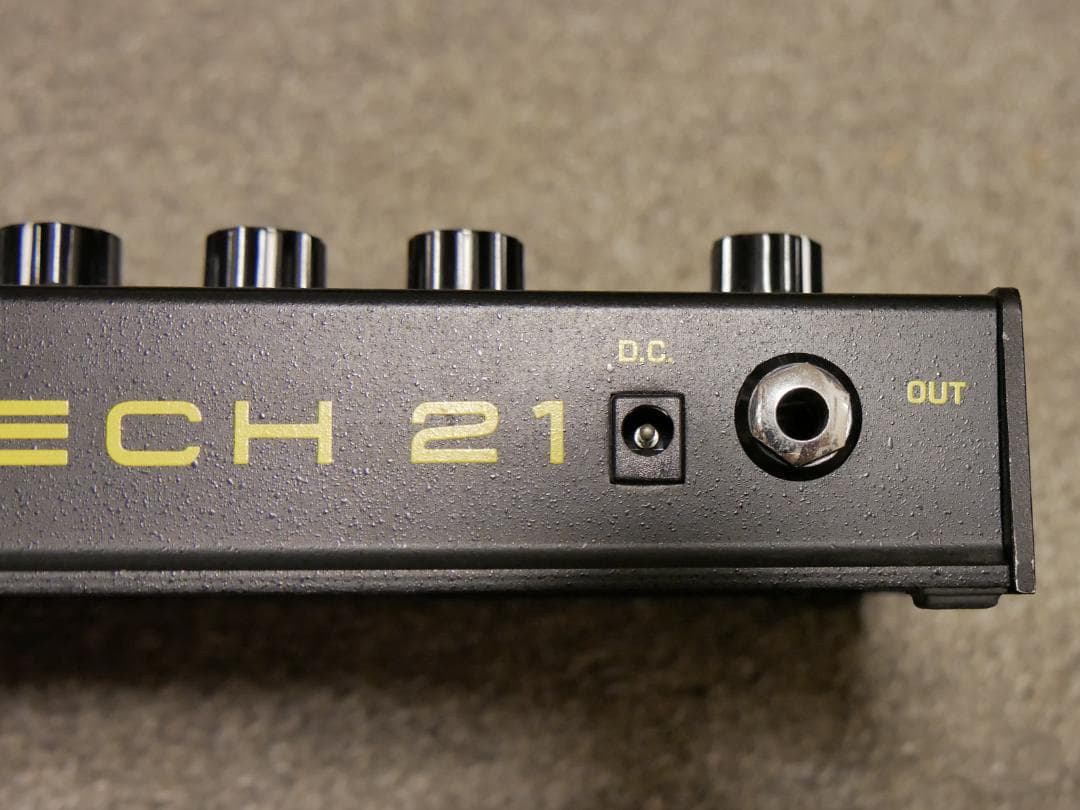 【箱/説明書付】TECH 21 NYC SansAmp TRI-A.C.