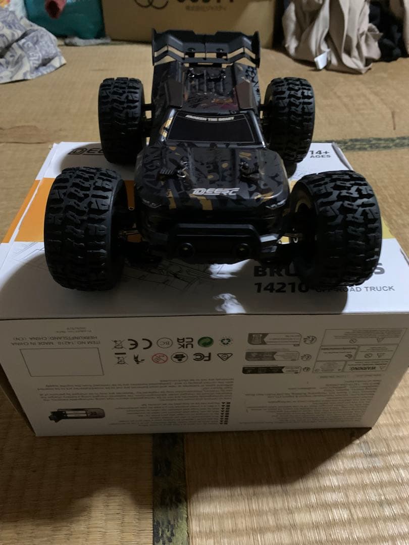 DEERCブラシレス14210 ラジコンカー開封のみになります。