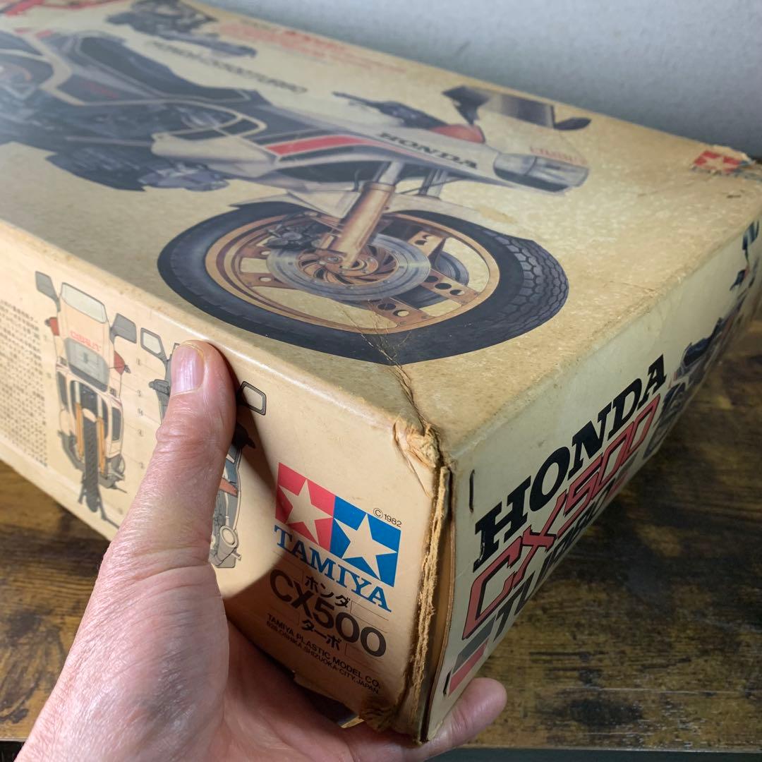 K877⭐︎未組立 タミヤ 1/6 HONDA CX500ターボ '82製 プラモ
