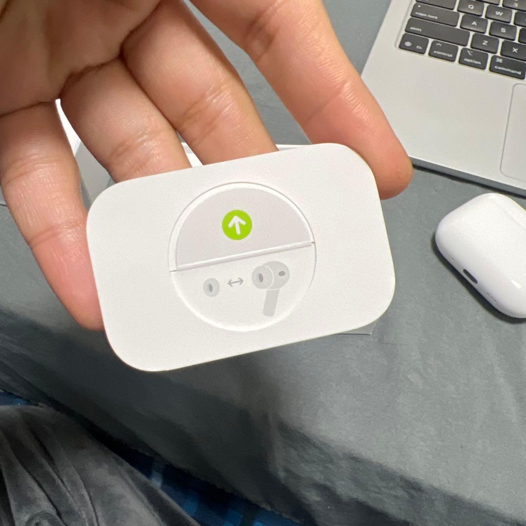 AirPods Pro 3 充電ケース付き