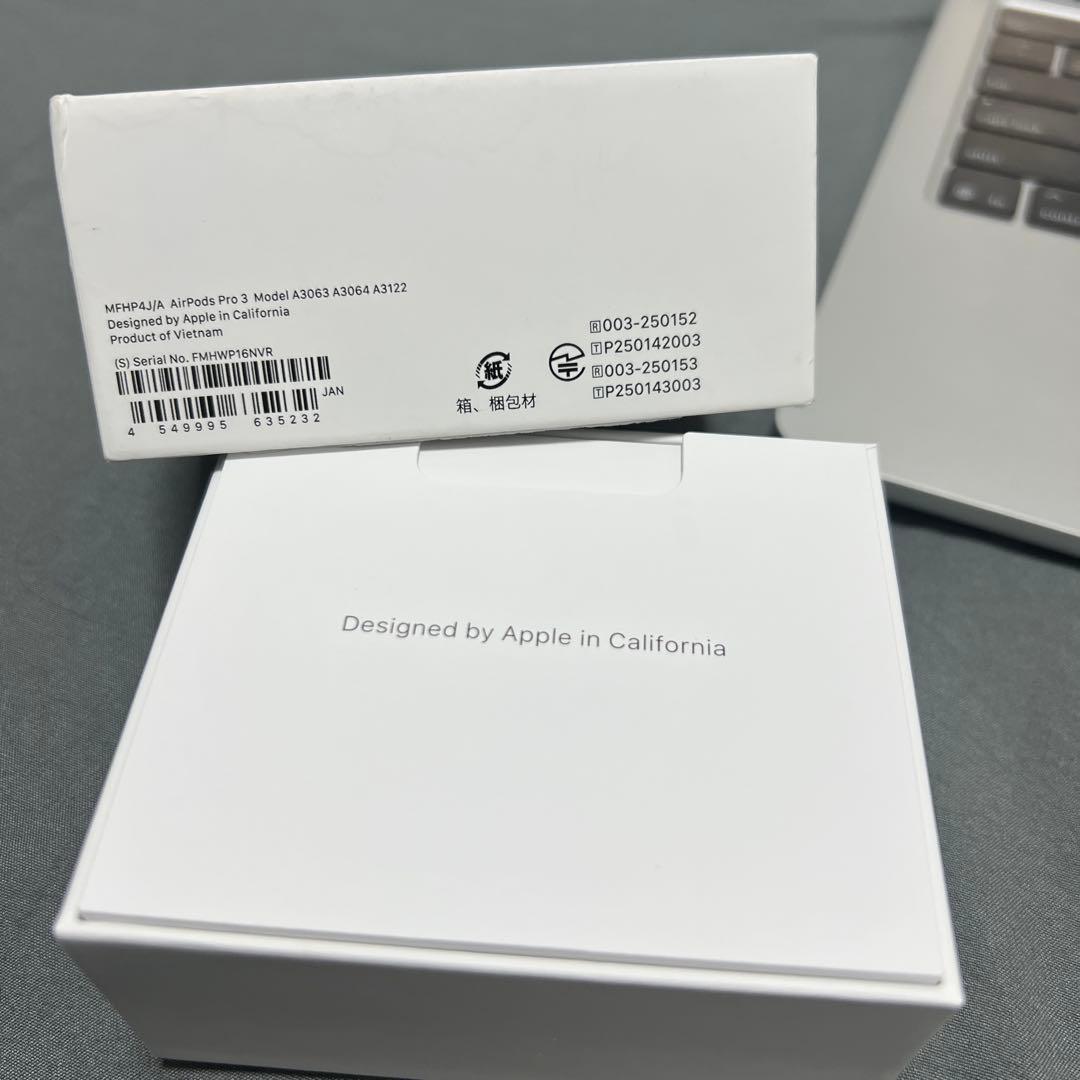 AirPods Pro 3 充電ケース付き