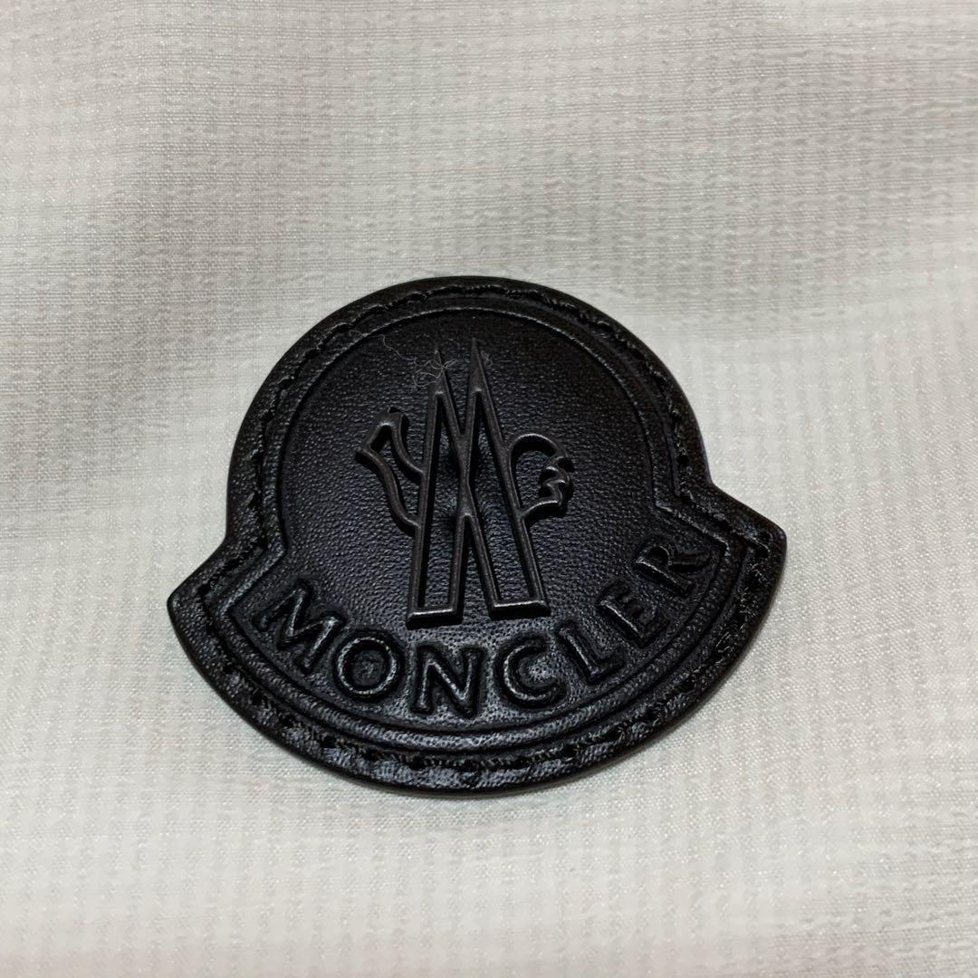 希少　モンクレール　DELLY ライトベージュ　牛革　ダウンジャケット5D121