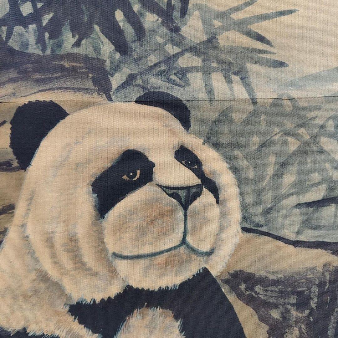 【四尺中堂】刘继卣 熊猫画／絹布装裱・高精細複製掛軸／パンダ図