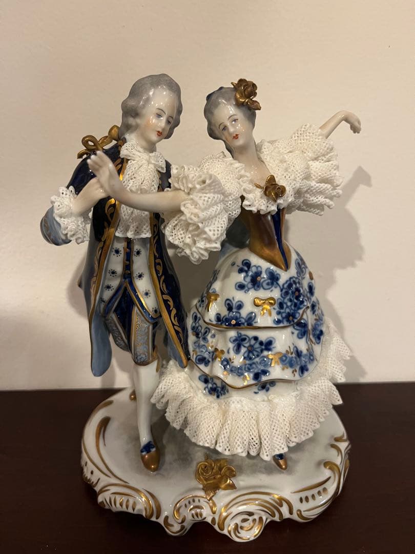 陶器製カップルダンス　ドレスデンフィギュア