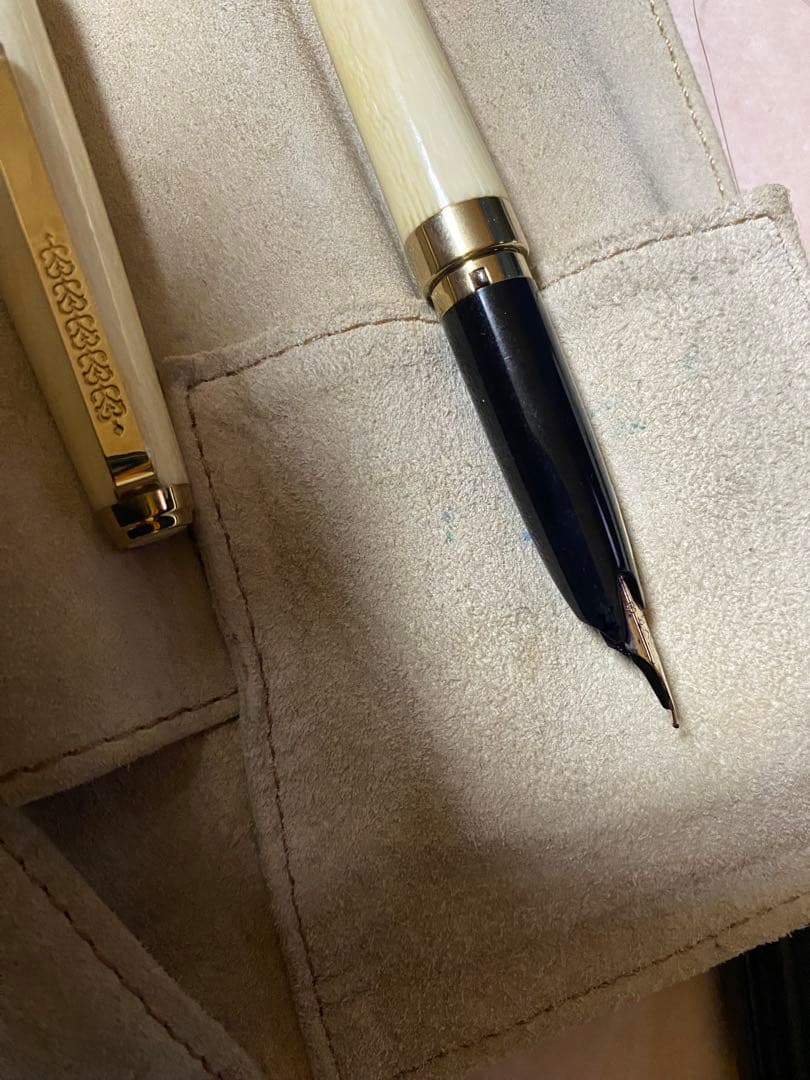 セーラー　銘木シリーズ　ホワイト軸　万年筆　希少