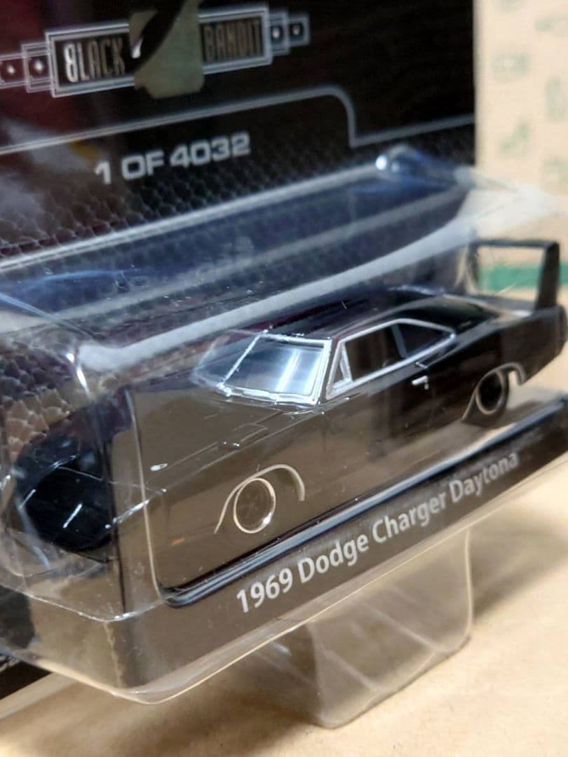 ミニカー　GREENLIGHT　BLACKBANDIT　1/64　2台まとめ売り