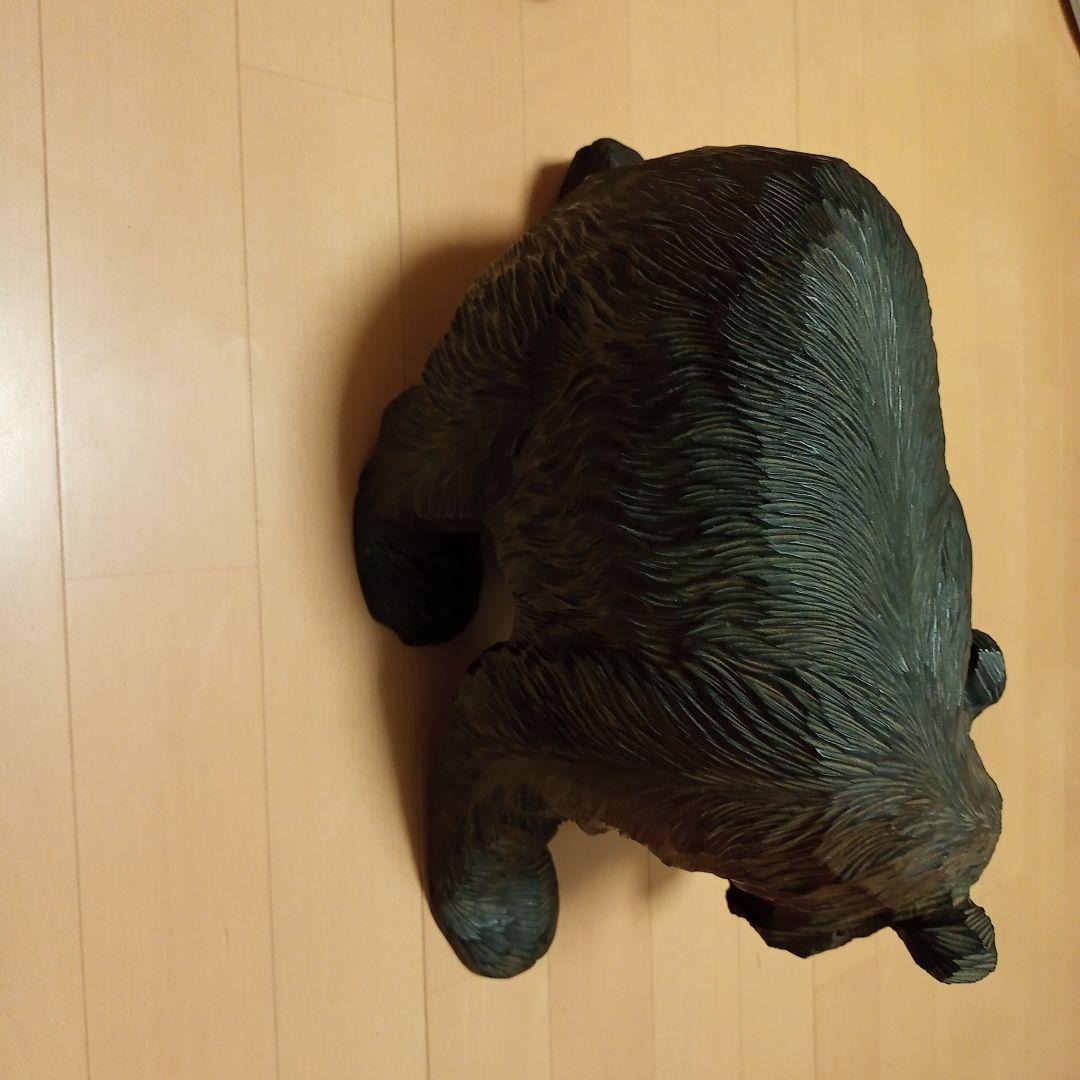 木彫の熊