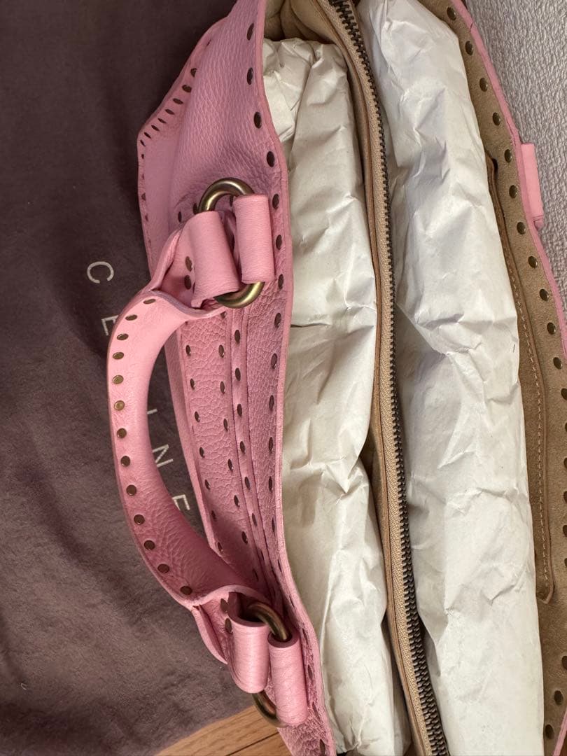 CELINE ピンク スタッズ ハンドバッグ