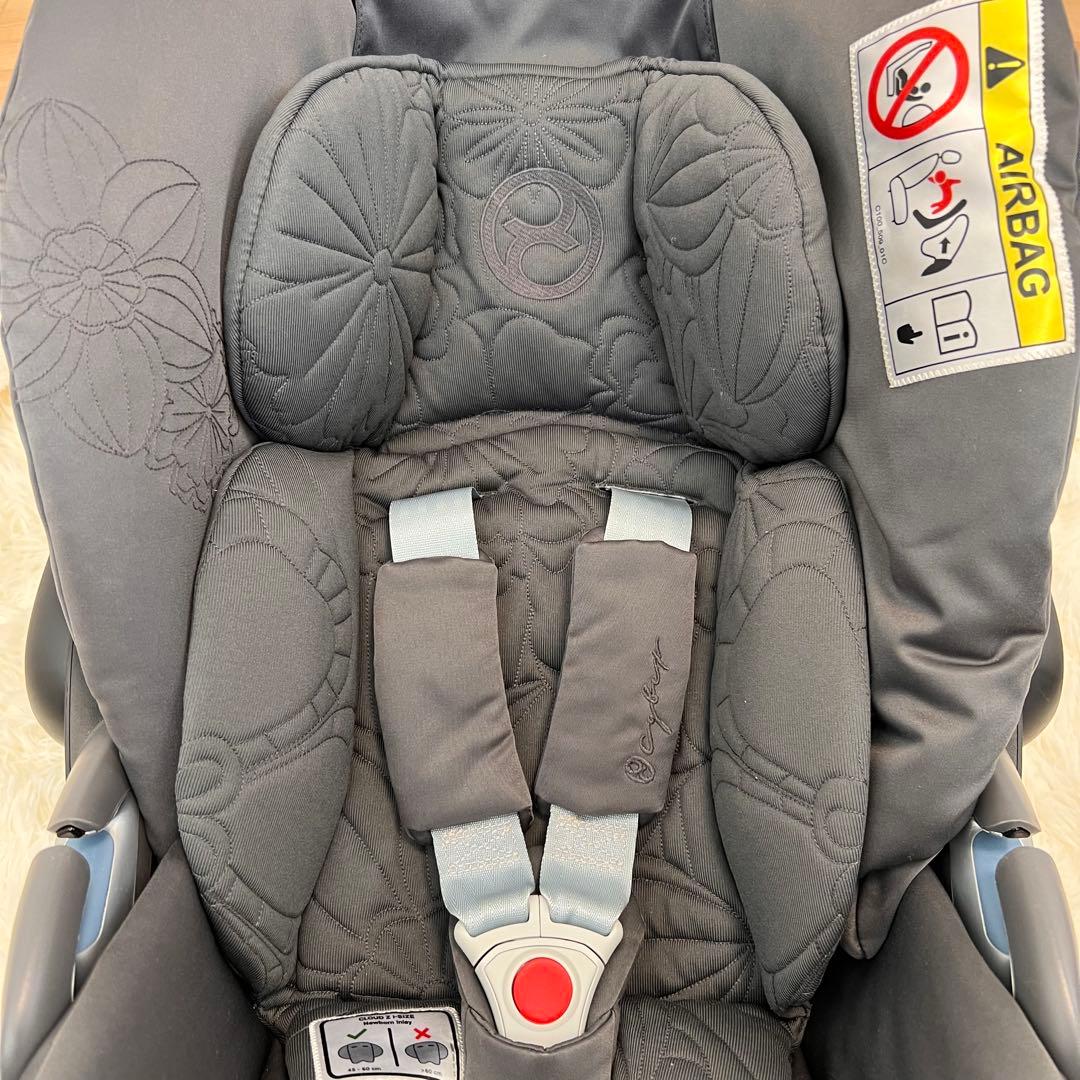 【限定品】Cybex Cloud Z ベビーシート シンプリーフラワーズ