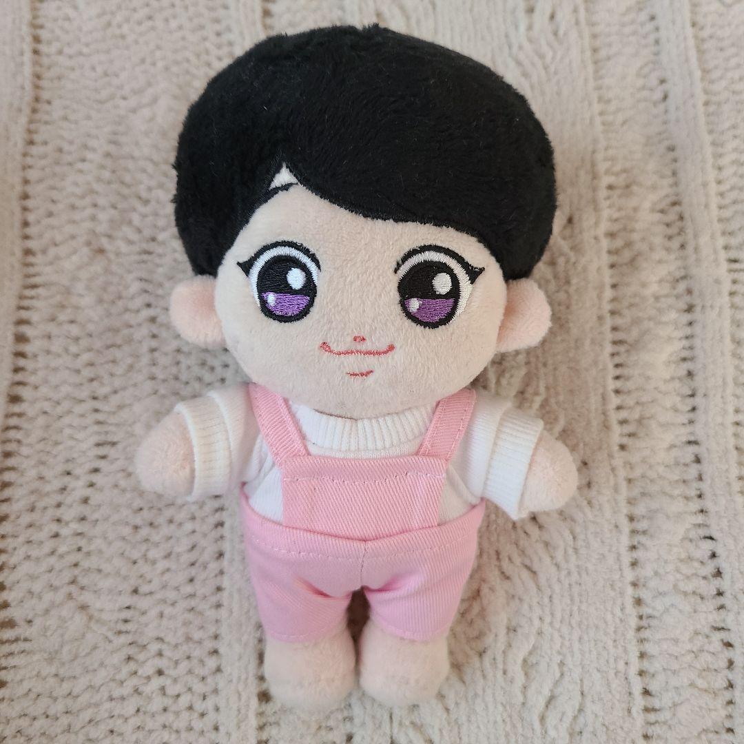 BTS ジン ぬいぐるみ