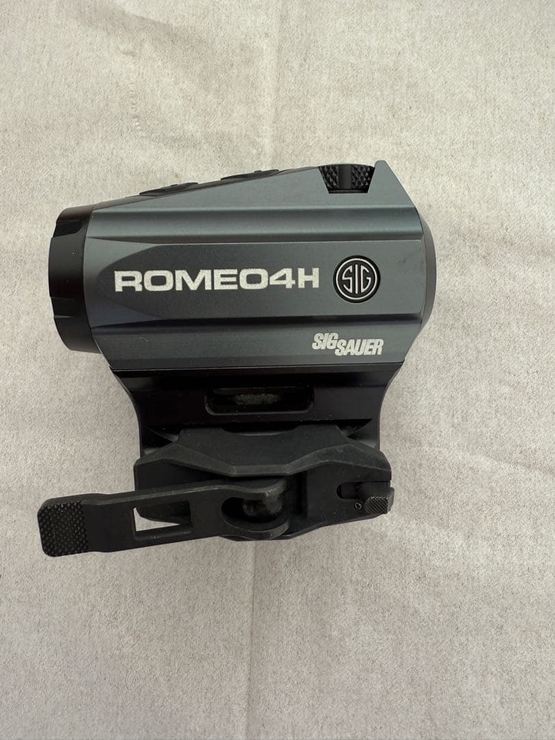 SIG SAUER Romeo4H 実物