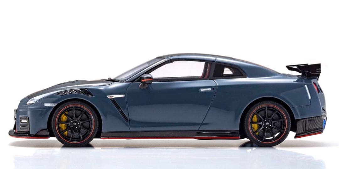 NISSAN GT-R NISMO 2022　samurai1/18