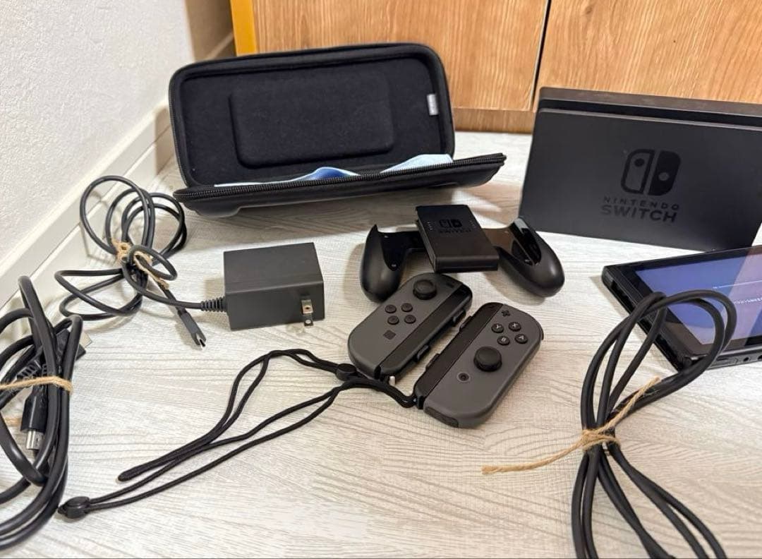 Tomo  Nintendo Switch 任天堂