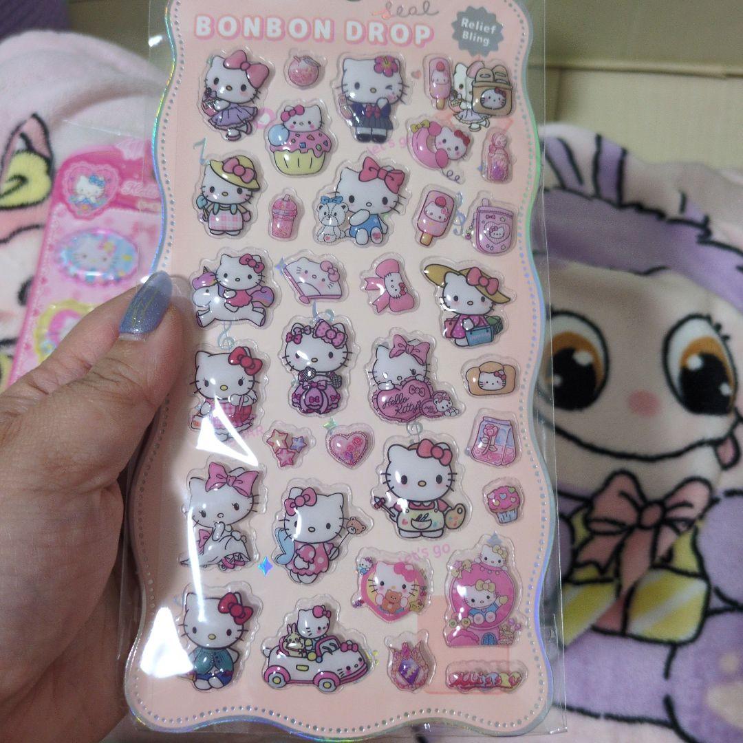 BONBON DROP Hello Kitty、ラブブ、サンリオ、ちーかわ