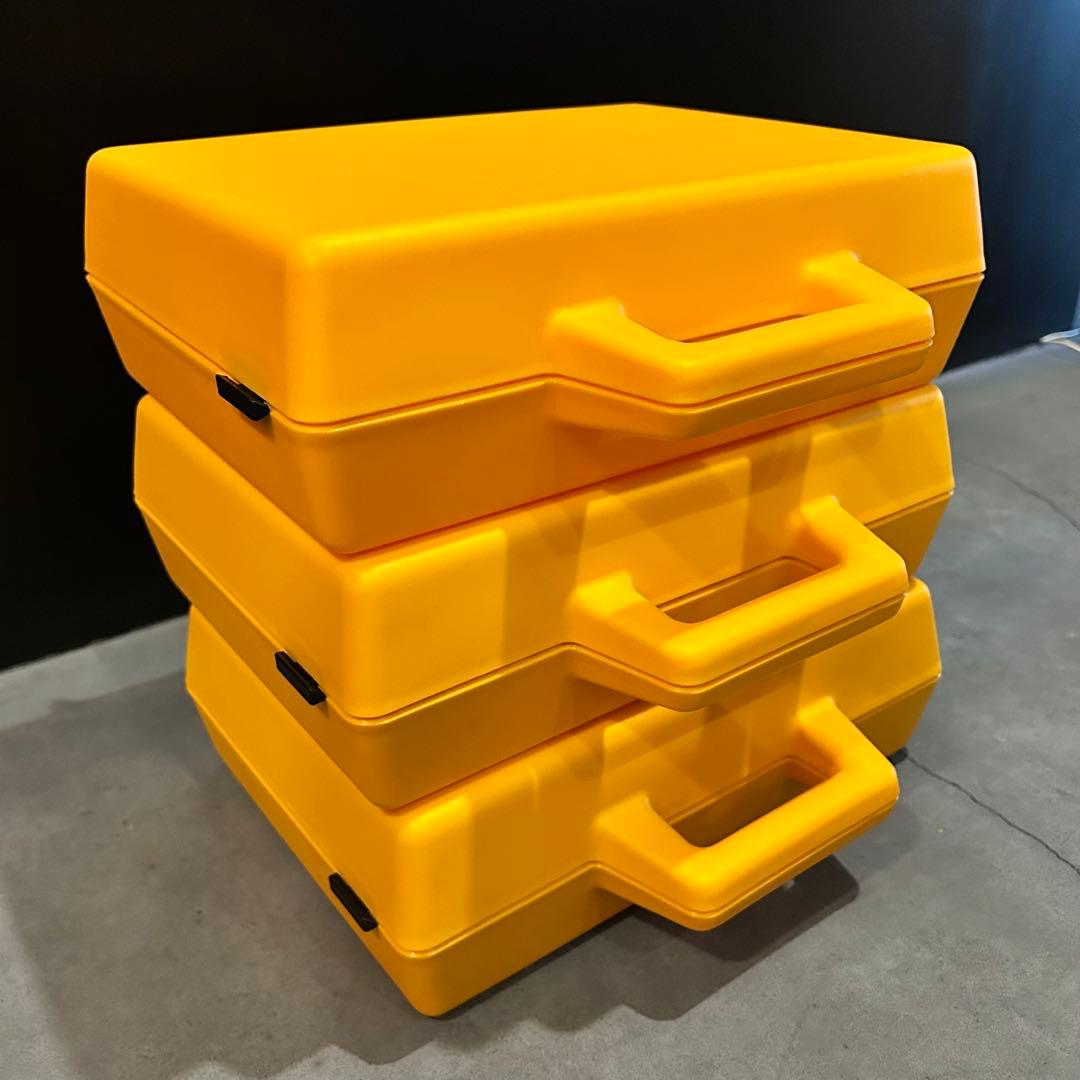 プラスチック製　収納ケース　3個セット　カナダ製 アタッシュケース　80年代