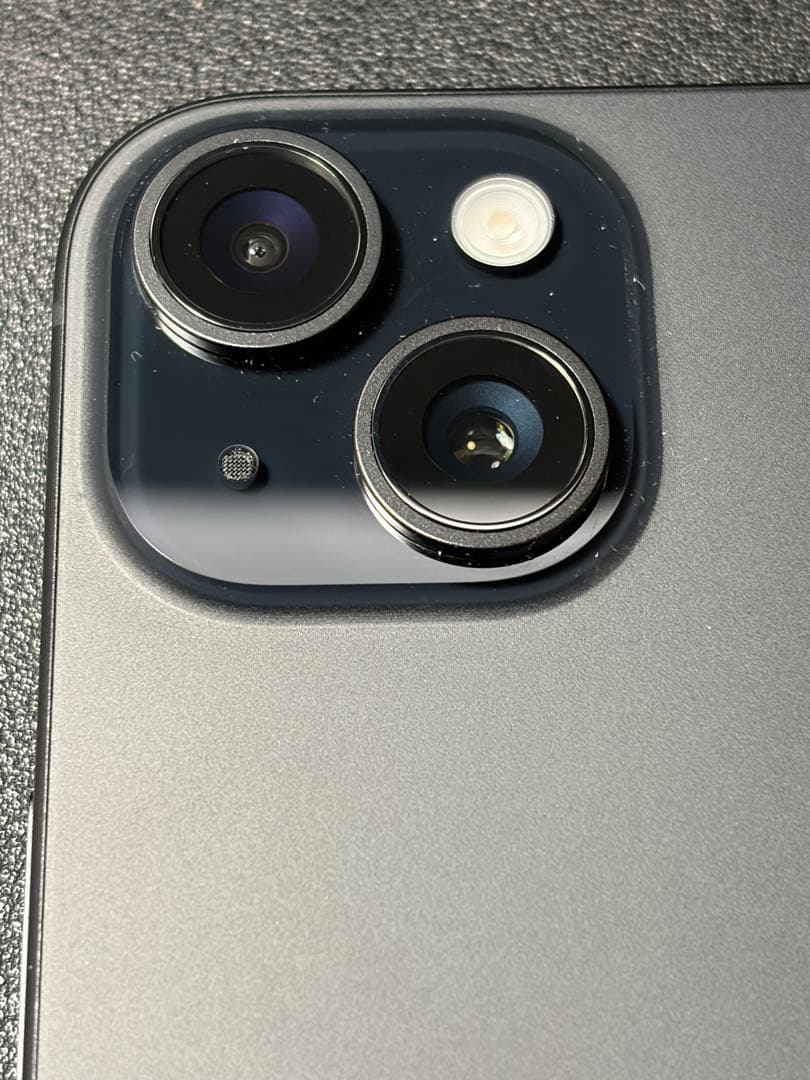 Apple iPhone 15 256GB SIMフリー バッテリー86%