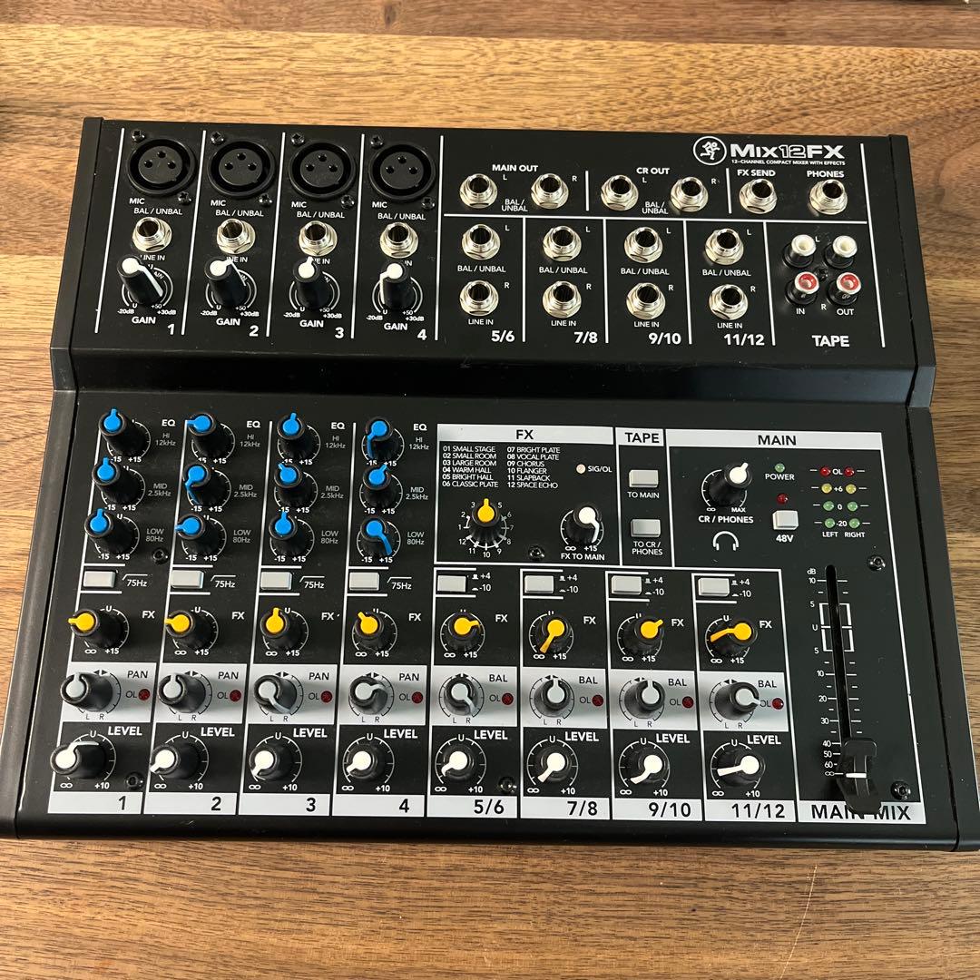 MACKIE超コンパクトエフェクト内蔵アナログミキサーMIX12FX