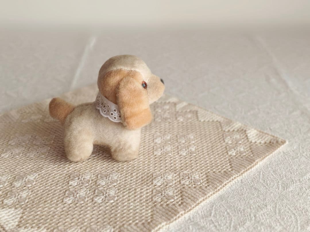 * vintage dog ❀ * 淡いツートーンの可愛い ワンちゃん