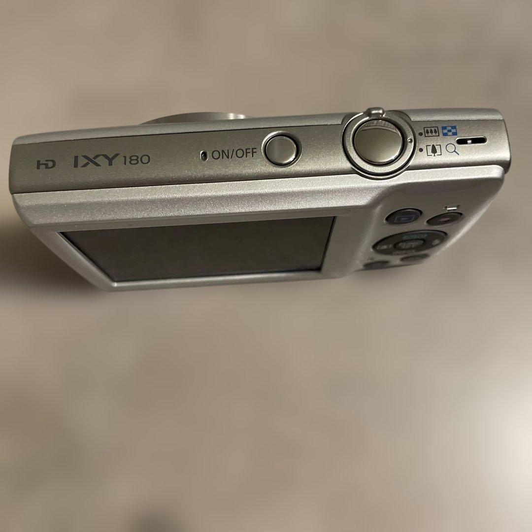 Canon IXY 180 シルバー 本体ほぼ未使用