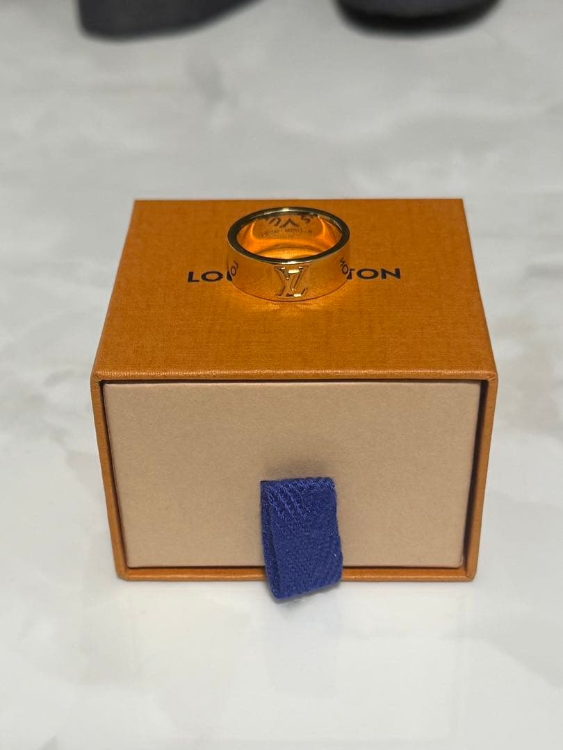 ✨美品✨ louis vuitton リング バーグ LV インスティンクト