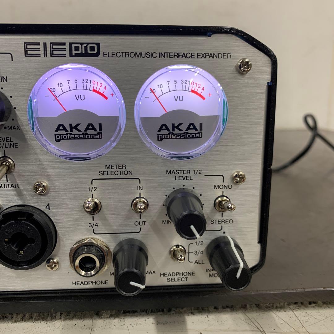 Akai EIE Pro オーディオインターフェース