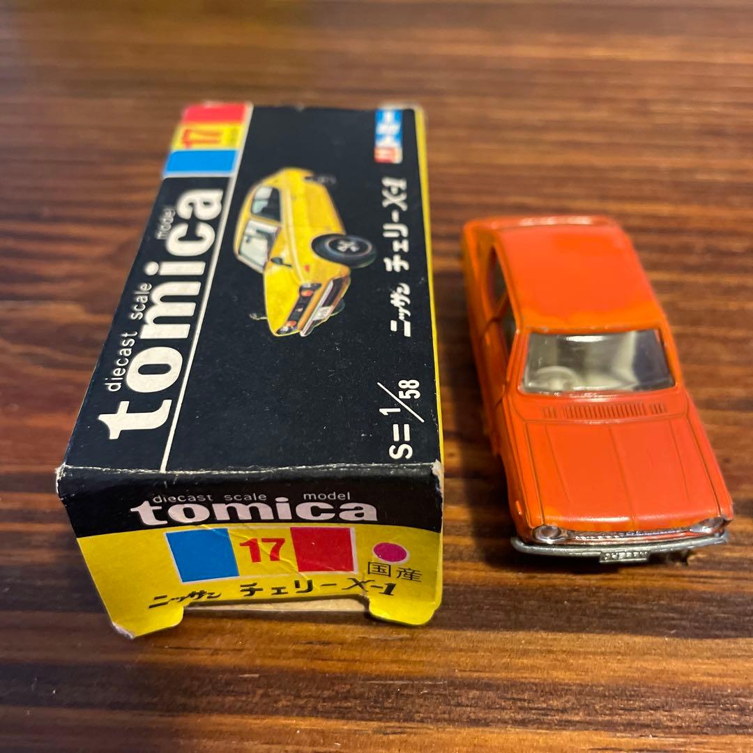 トミカ　ニッサン　チェリーX-1 黒箱17