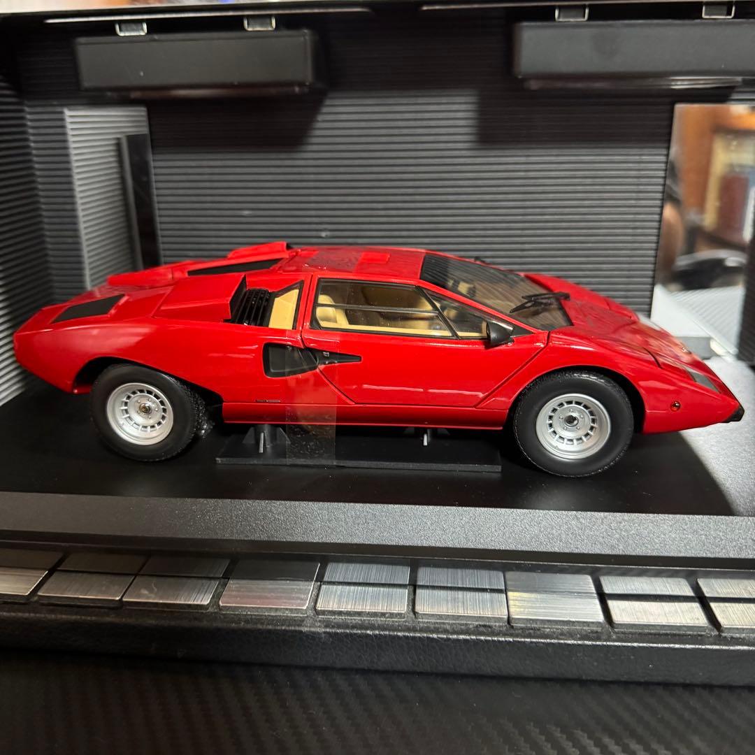 絶版未展示品 京商 1/18 ランボルギーニ カウンタック LP400 レッド