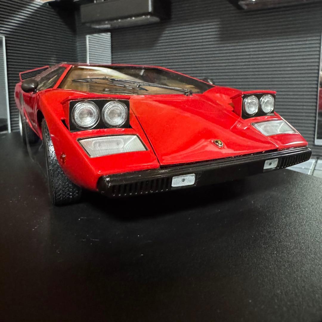 絶版未展示品 京商 1/18 ランボルギーニ カウンタック LP400 レッド