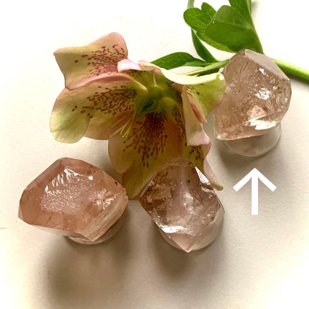 美し過ぎるピーチカラートパーズ原石199ct/非加熱/鉱物標本