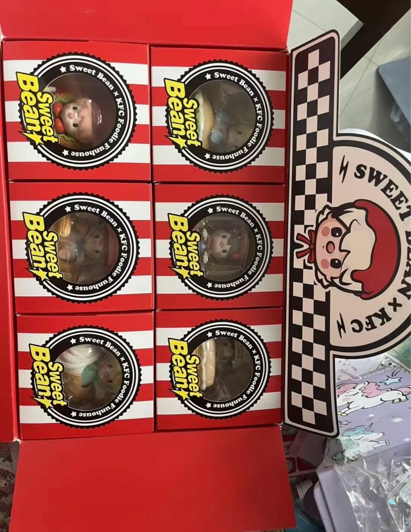 POPMART Sweet Bean × KFC Foodie Funhouse