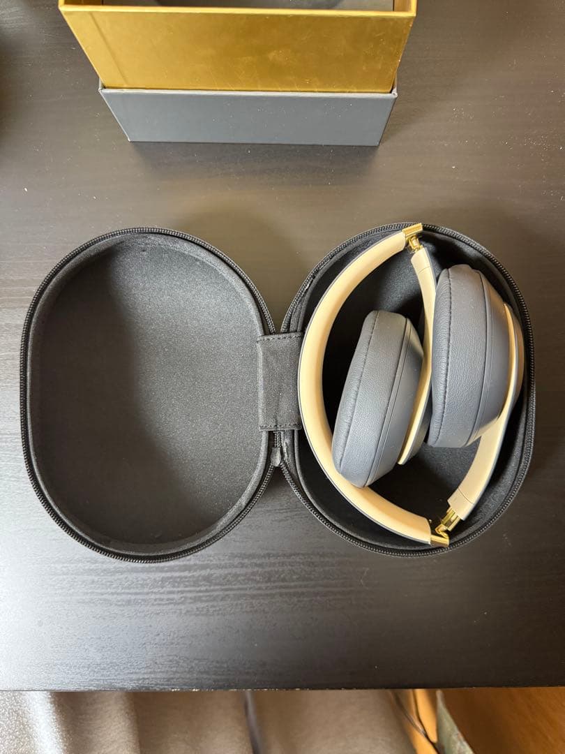 Beats Studio 3 Wireless ブラック/ゴールド