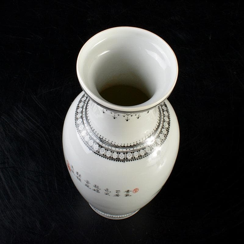 中国　景徳鎮製　粉彩　漢詩孔雀牡丹文瓶　C　6620