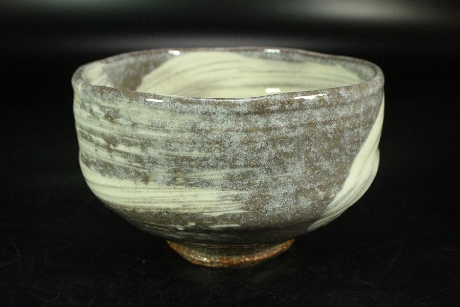 茶道具 楽刷毛目茶碗 楽阿弥作 共箱 美品(K-A658)