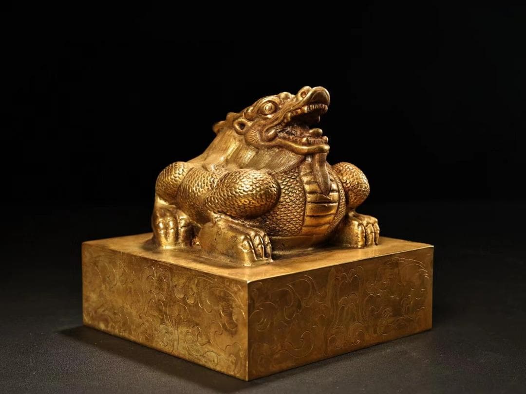 中国古美術・旧蔵鏨刻鎏金の龍印鑑玉璽・純銅製・高浮彫・置物・書道具・文房具・風水