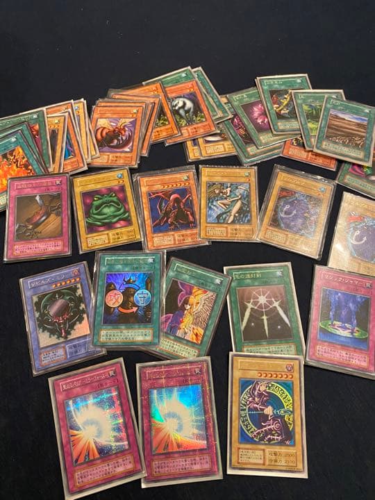 遊戯王  まとめ売り　初期ブラックマジシャンウルトラなど