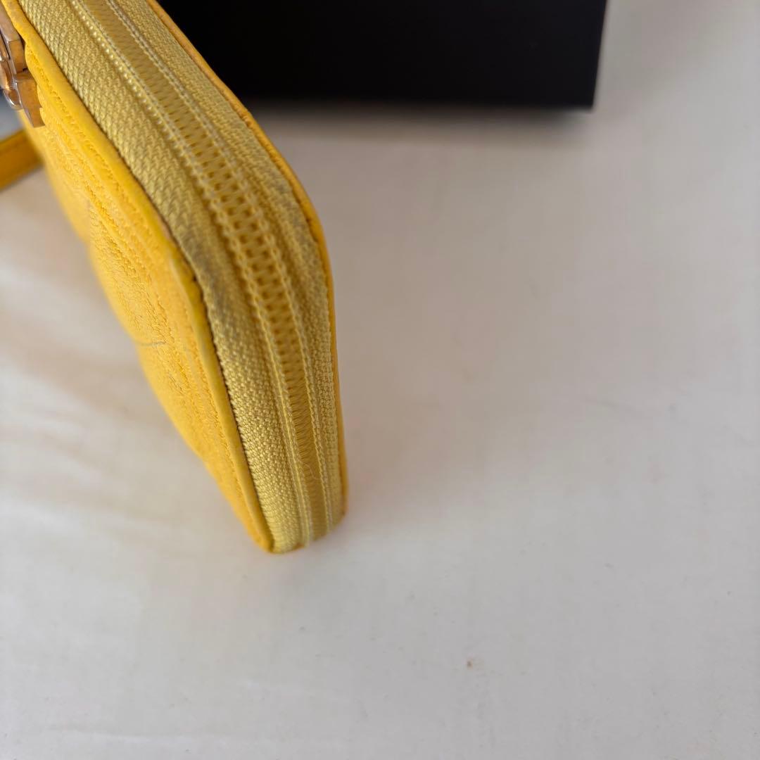 シャネル　ボーイシャネル　キャビアスキン　マトラッセ　ラウンドファスナー　財布