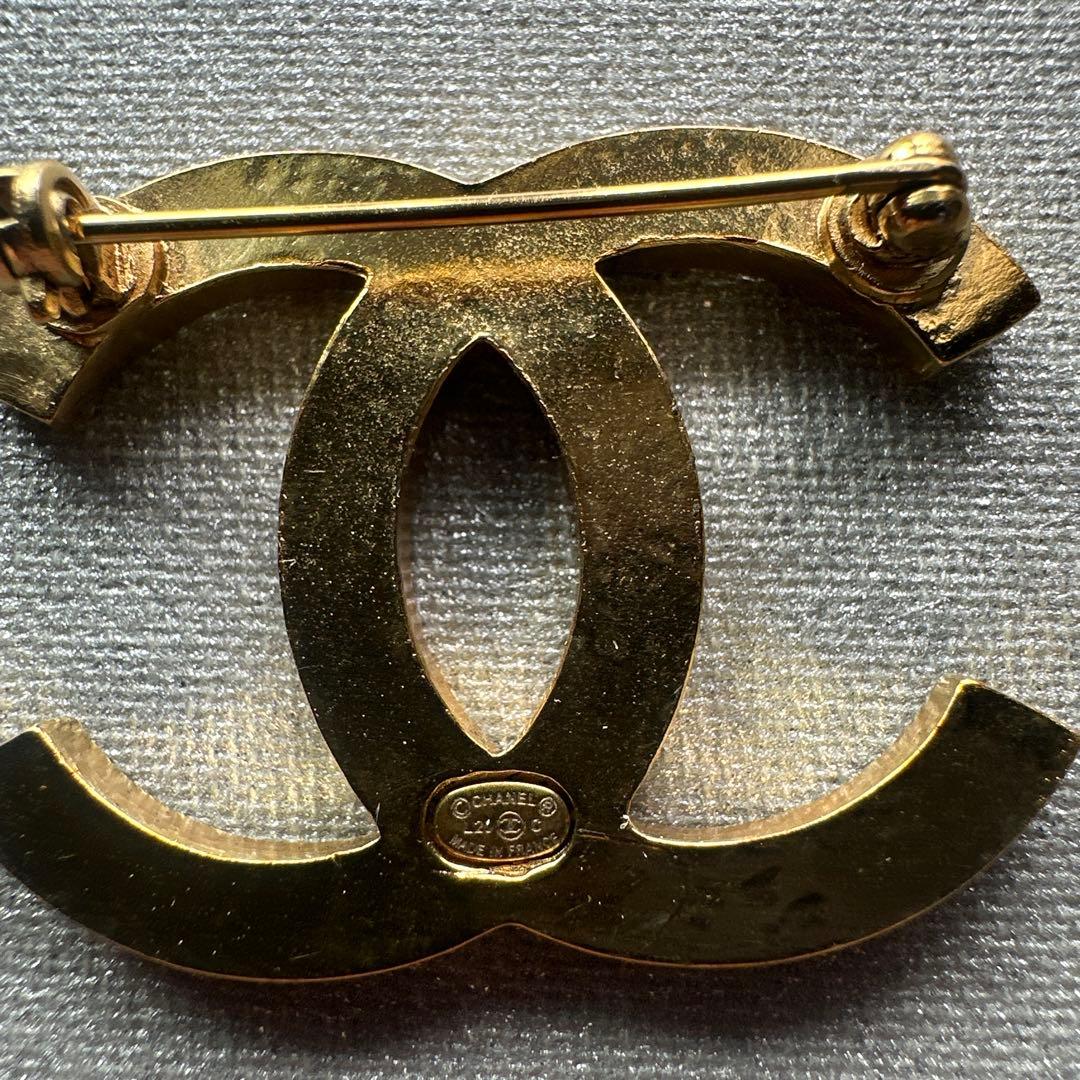 シャネル　CHANEL ブローチ　ゴールド　正規品