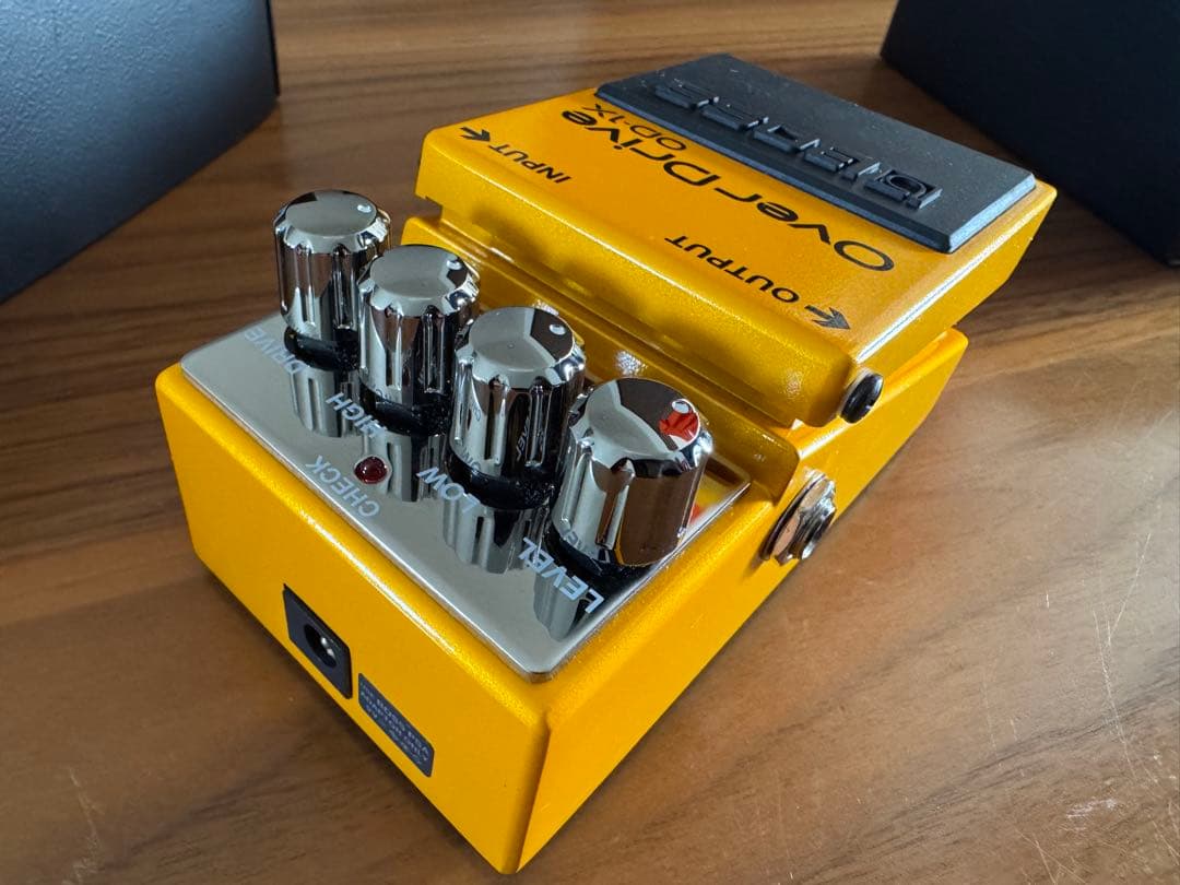 BOSS OD-1X OverDrive 箱付き