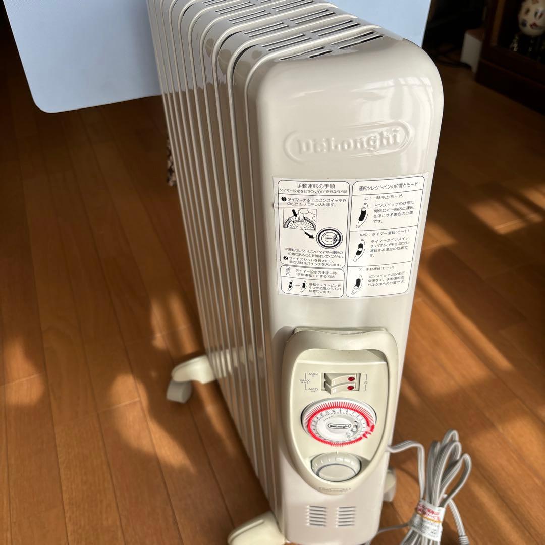 DeLonghi オイルヒーター ベージュ
