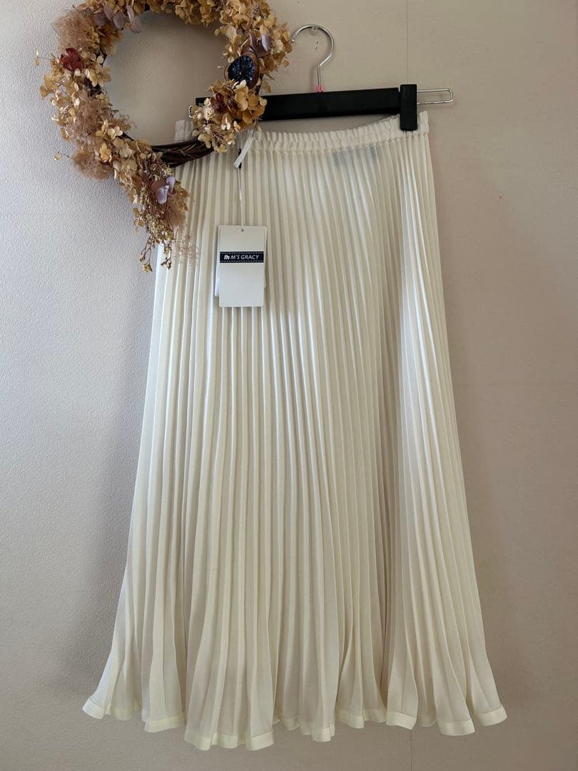 M'S GRACY 白　プリーツスカート