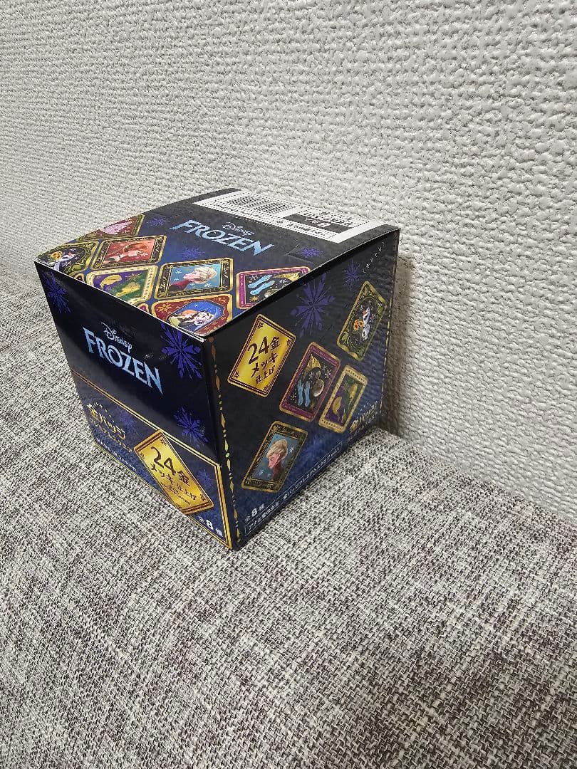 Disney アナと雪の女王 金バッジプレミアムスクエア BOX