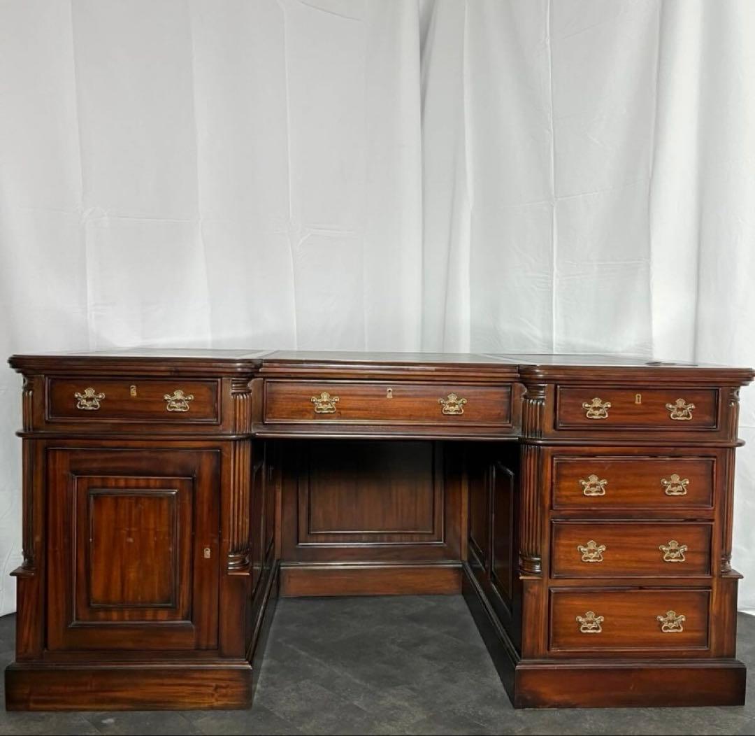 工*利様 Malina Cassili マリナカッシーリ プレジデントデスク マ