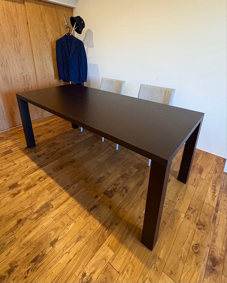 【輸入品・モデルルーム展示品】ダークブラウン 180cmダイニングテーブル 6人